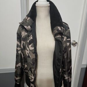 Camo jacket size large